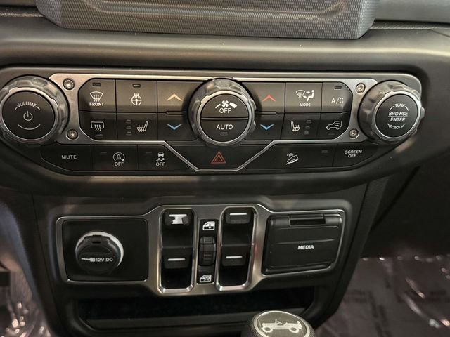 Used 2020 Jeep Wrangler Unlimited Sahara w/ Cold Weather Group AWD/4WD image 24