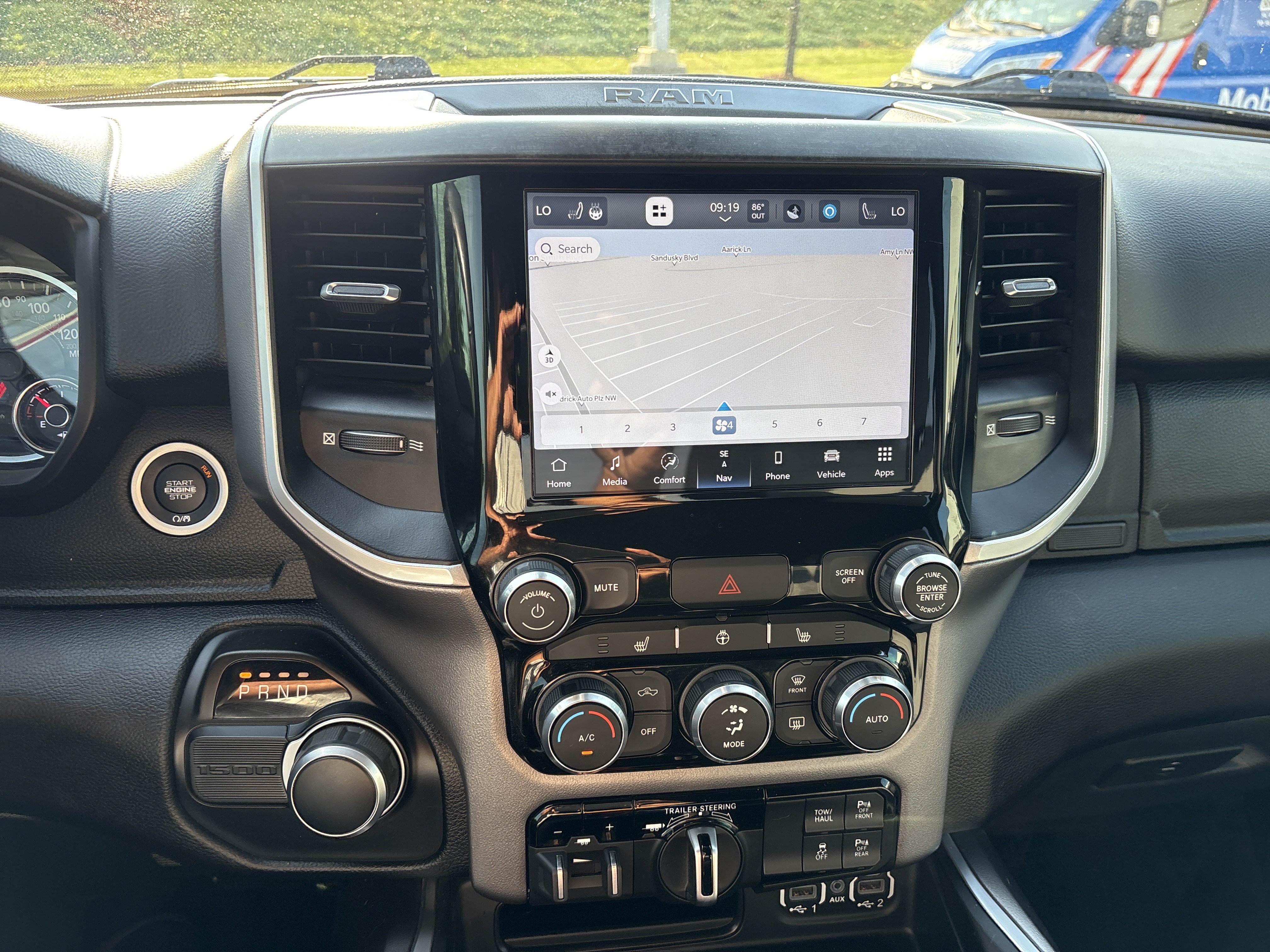 Used 2022 RAM 1500 Big Horn RWD image 28
