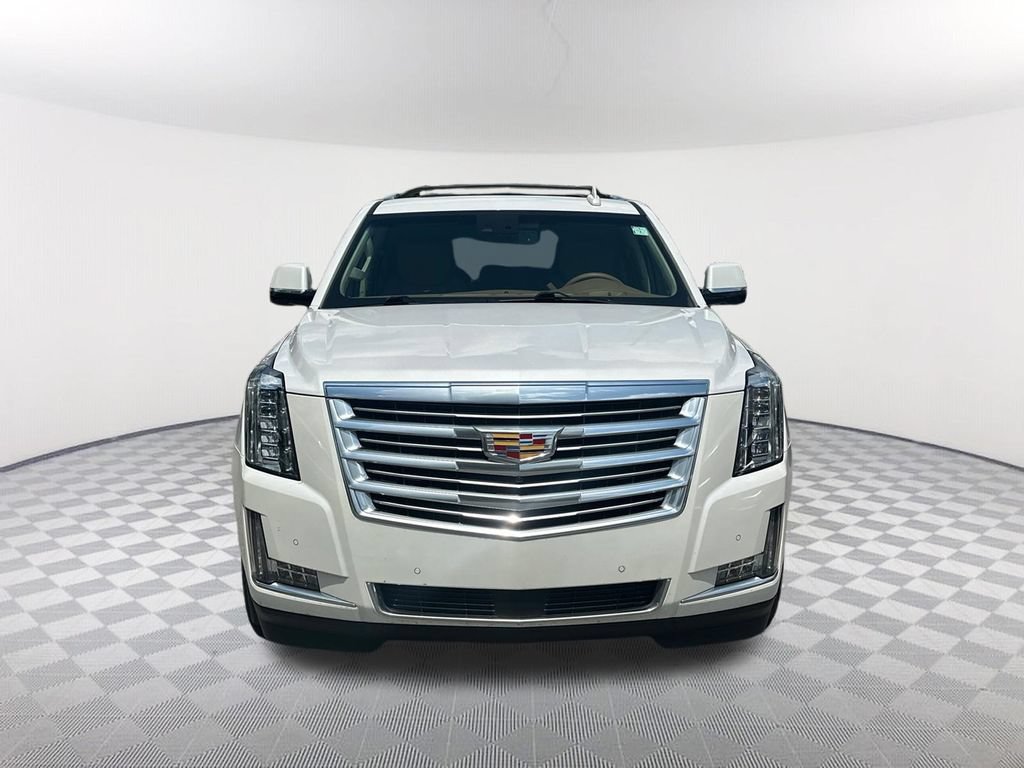 Used 2016 Cadillac Escalade Platinum AWD/4WD image 2
