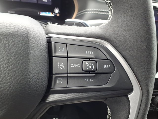 New 2025 Jeep Grand Cherokee L Altitude image 17