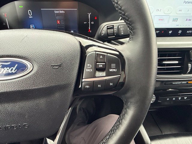 Used 2025 Ford Escape SE FWD image 14