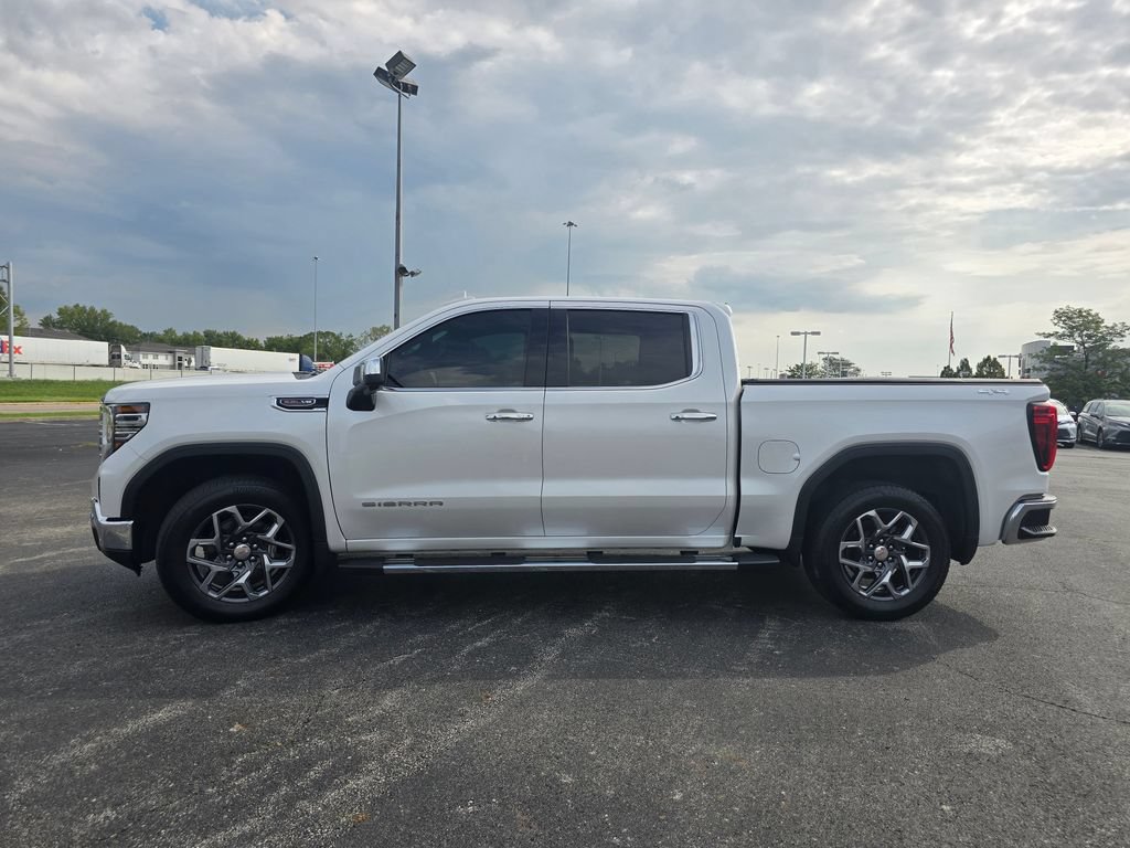 Used 2024 GMC Sierra 1500 SLT w/ SLT Premium Plus Package AWD/4WD image 14