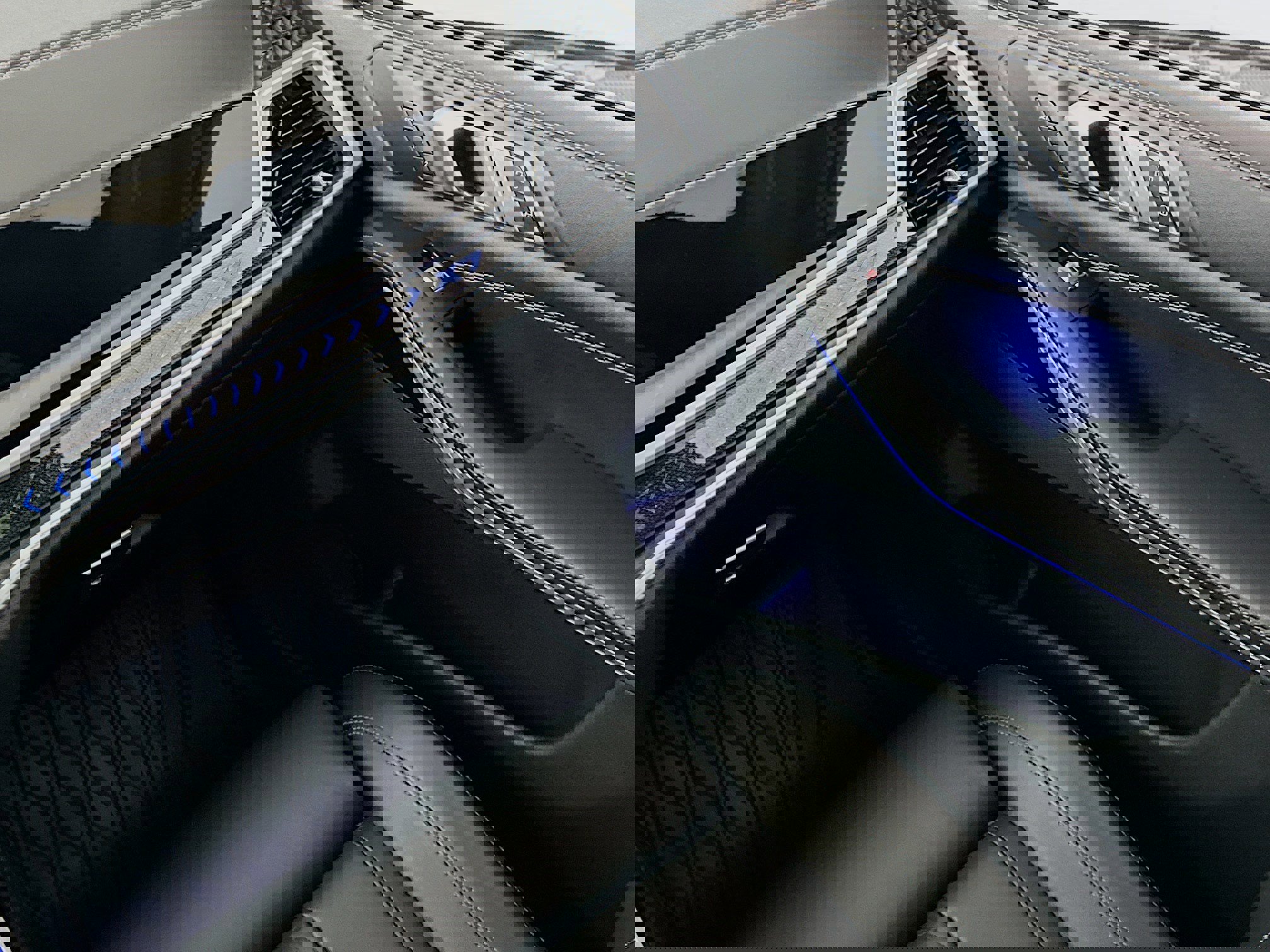 Used 2024 BMW X7 xDrive40i w/ M Sport Package image 22