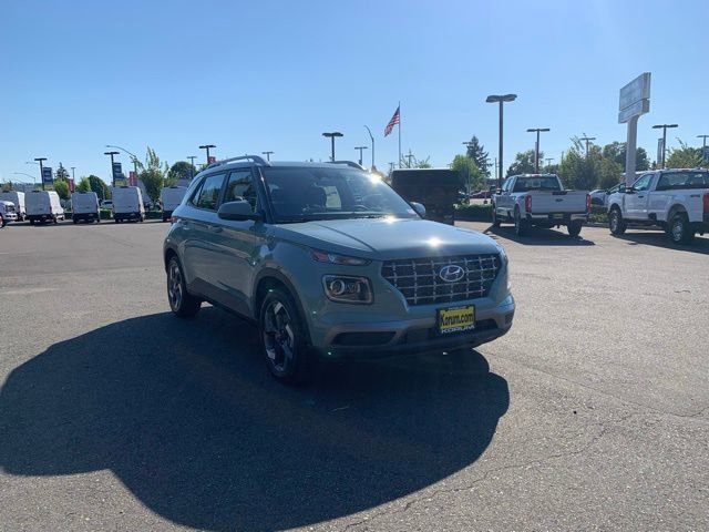 New 2025 Hyundai Venue Limited image 8