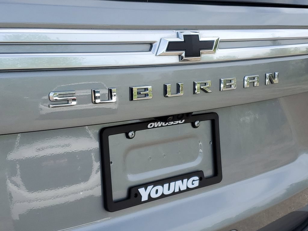 Certified 2023 Chevrolet Suburban High Country AWD/4WD image 39