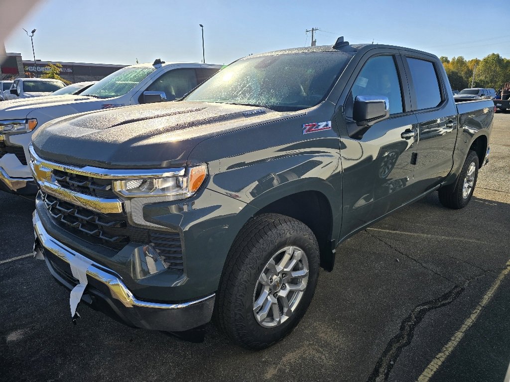 New 2026 Chevrolet Silverado 1500 LT w/ Z71 Off-Road Package image 2