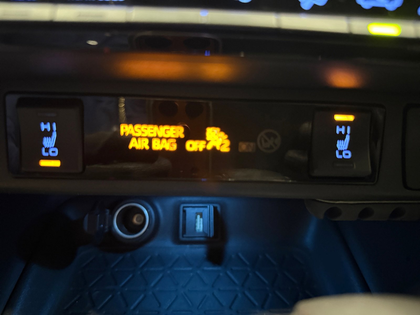 Used 2021 Toyota RAV4 XSE image 26