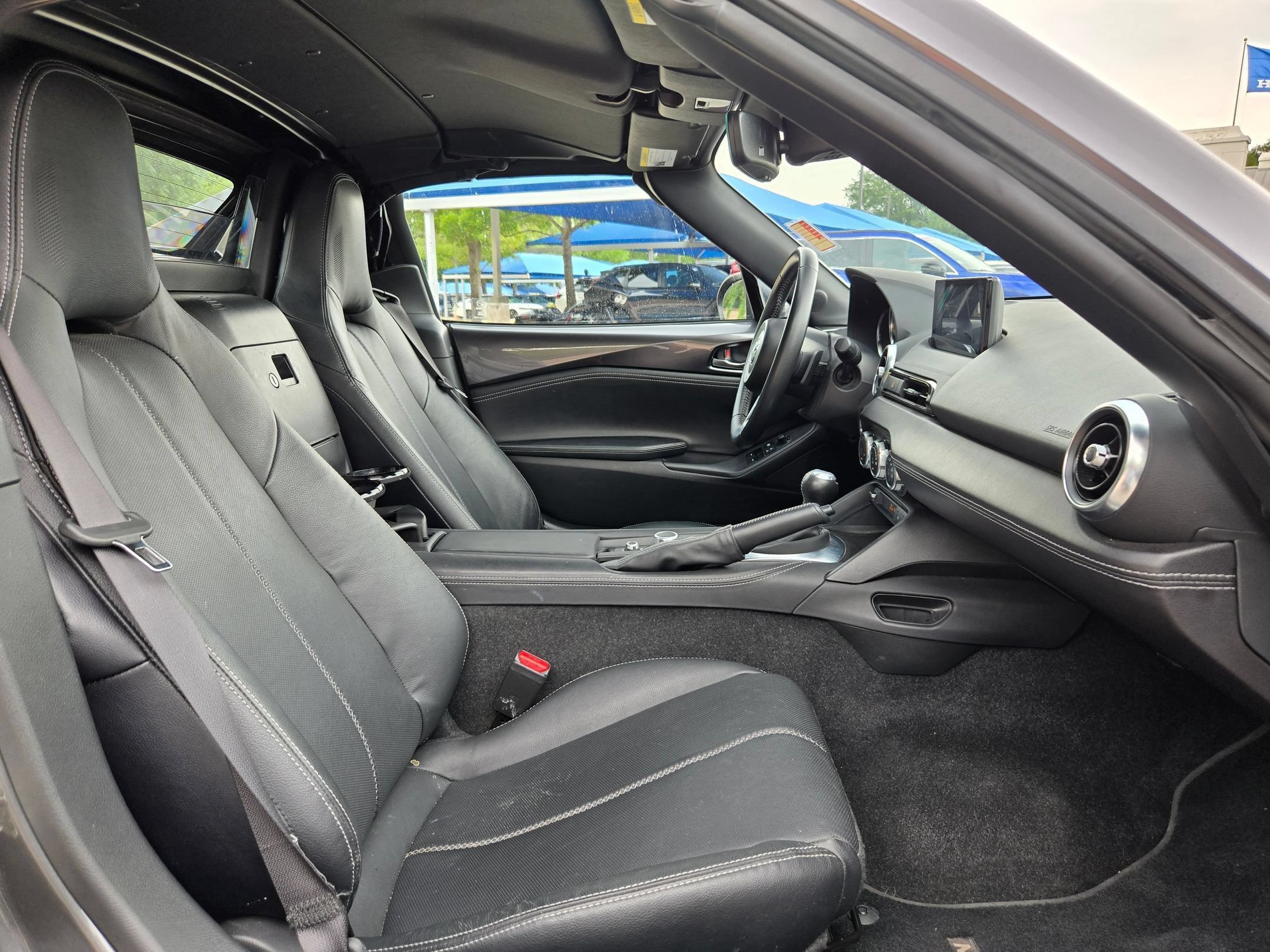 Used 2025 MAZDA MX-5 Miata RF Grand Touring RWD image 23