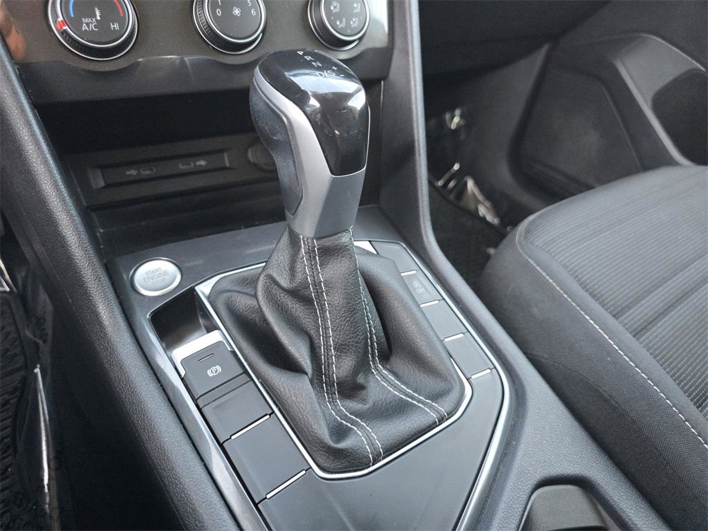 Used 2023 Volkswagen Tiguan S image 28