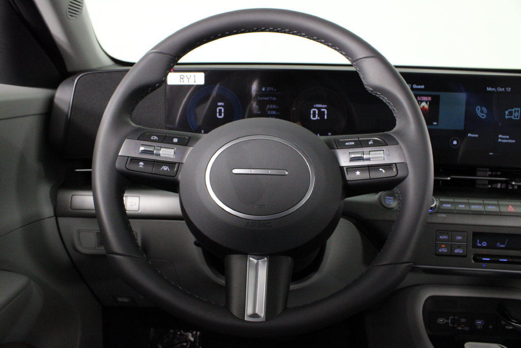 Certified 2027 Hyundai Kona SEL Sport FWD image 11