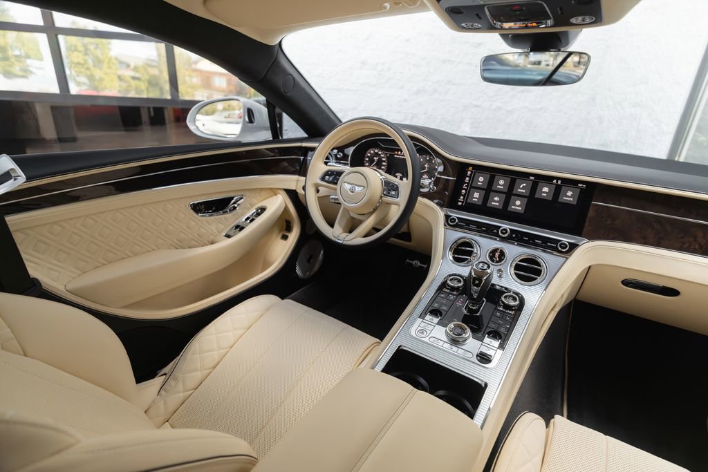 Used 2024 Bentley Continental GT Speed AWD/4WD image 2