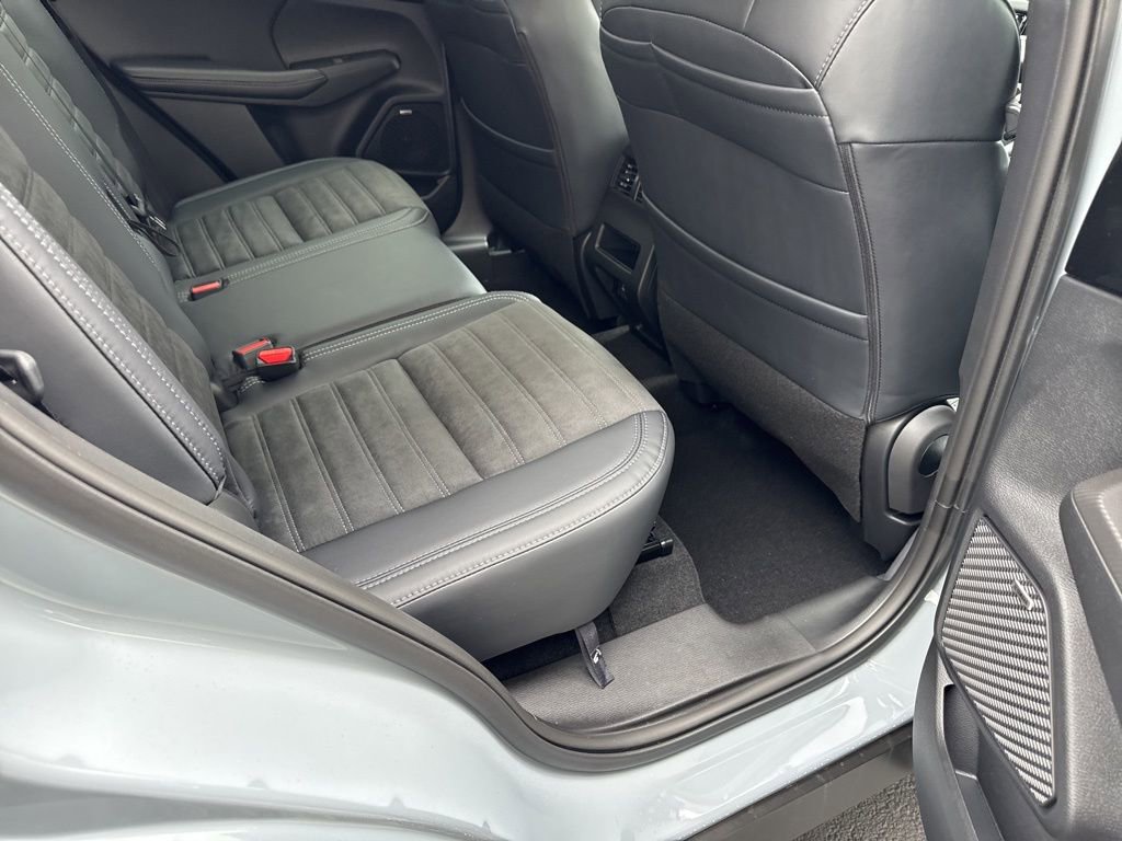 New 2025 Mitsubishi Outlander AWD image 28