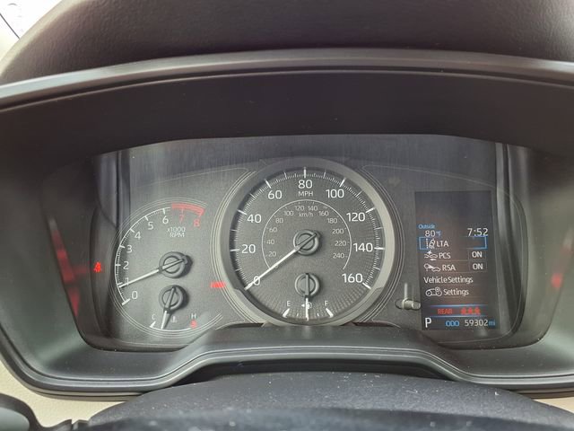 Used 2021 Toyota Corolla L FWD image 31