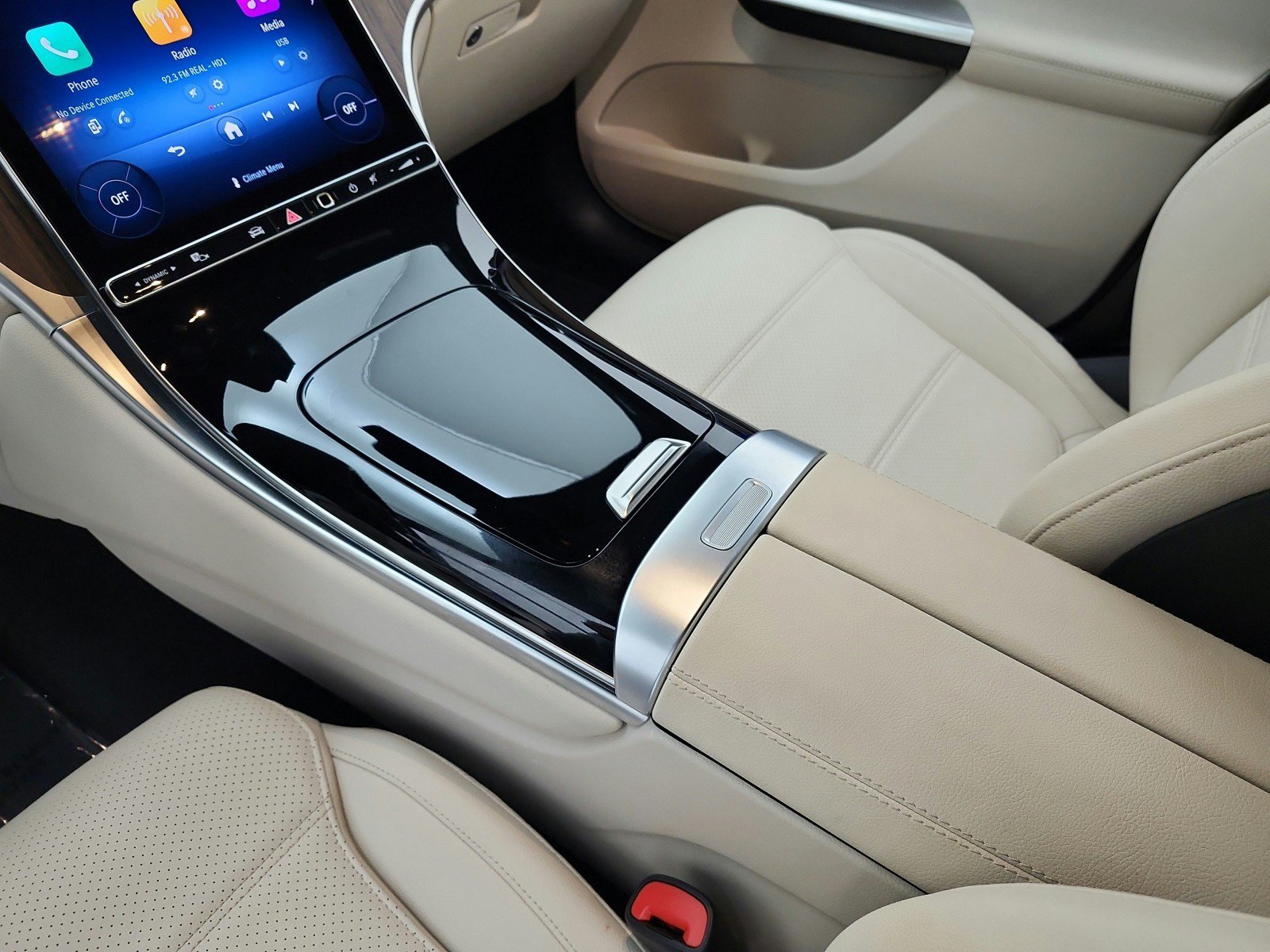 Certified 2026 Mercedes-Benz GLC 300 image 11