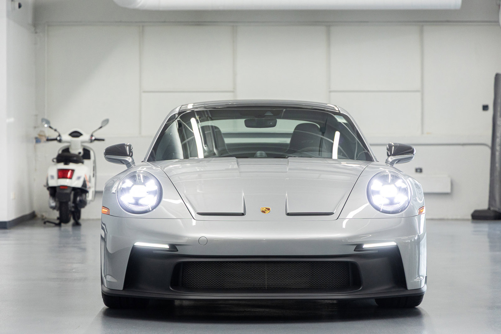 Used 2022 Porsche 911 GT3 RWD image 9