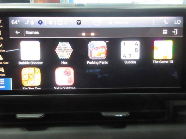 Used 2025 Jeep Wrangler Sahara image 37