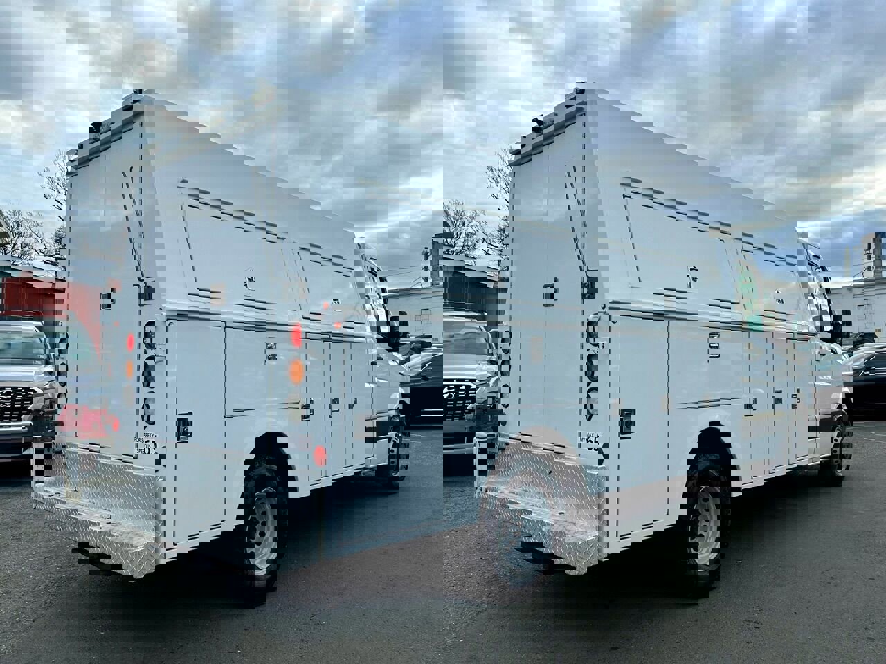 Used 2017 Mercedes-Benz Sprinter 3500 w/ Suspension Package II image 32