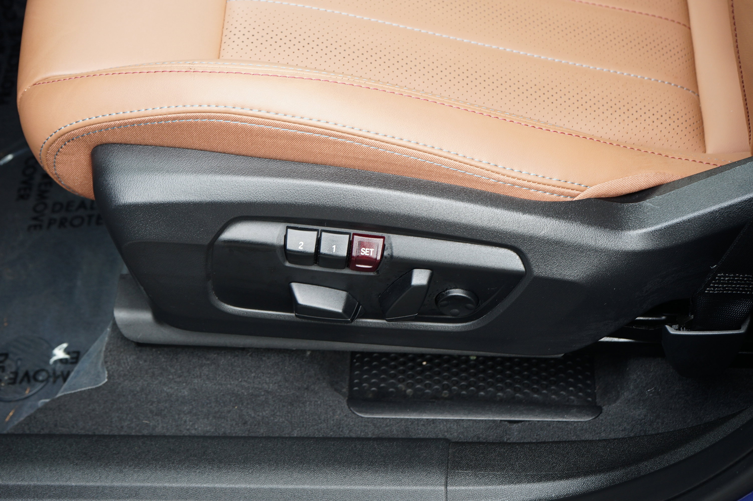 Used 2025 MINI Cooper Countryman S w/ Comfort Package Max image 17