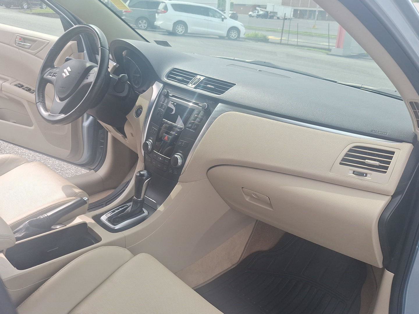 Used 2012 Suzuki Kizashi SE AWD/4WD image 16