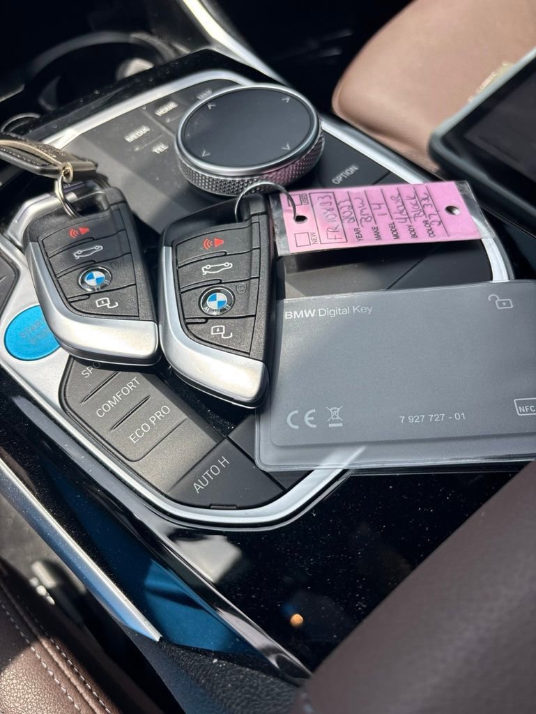 Used 2023 BMW i4 eDrive35 w/ Premium Package RWD image 10