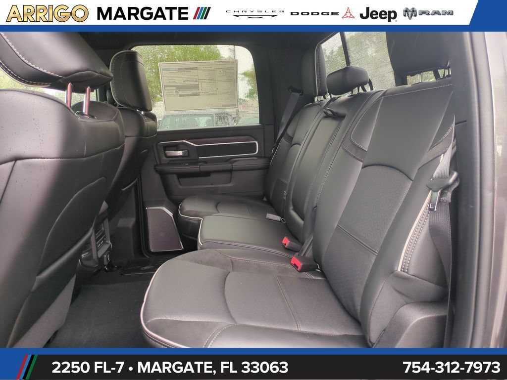 New 2026 RAM 3500 Laramie AWD/4WD image 14