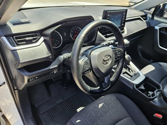 Used 2019 Toyota RAV4 XLE w/ Convenience Package FWD image 19