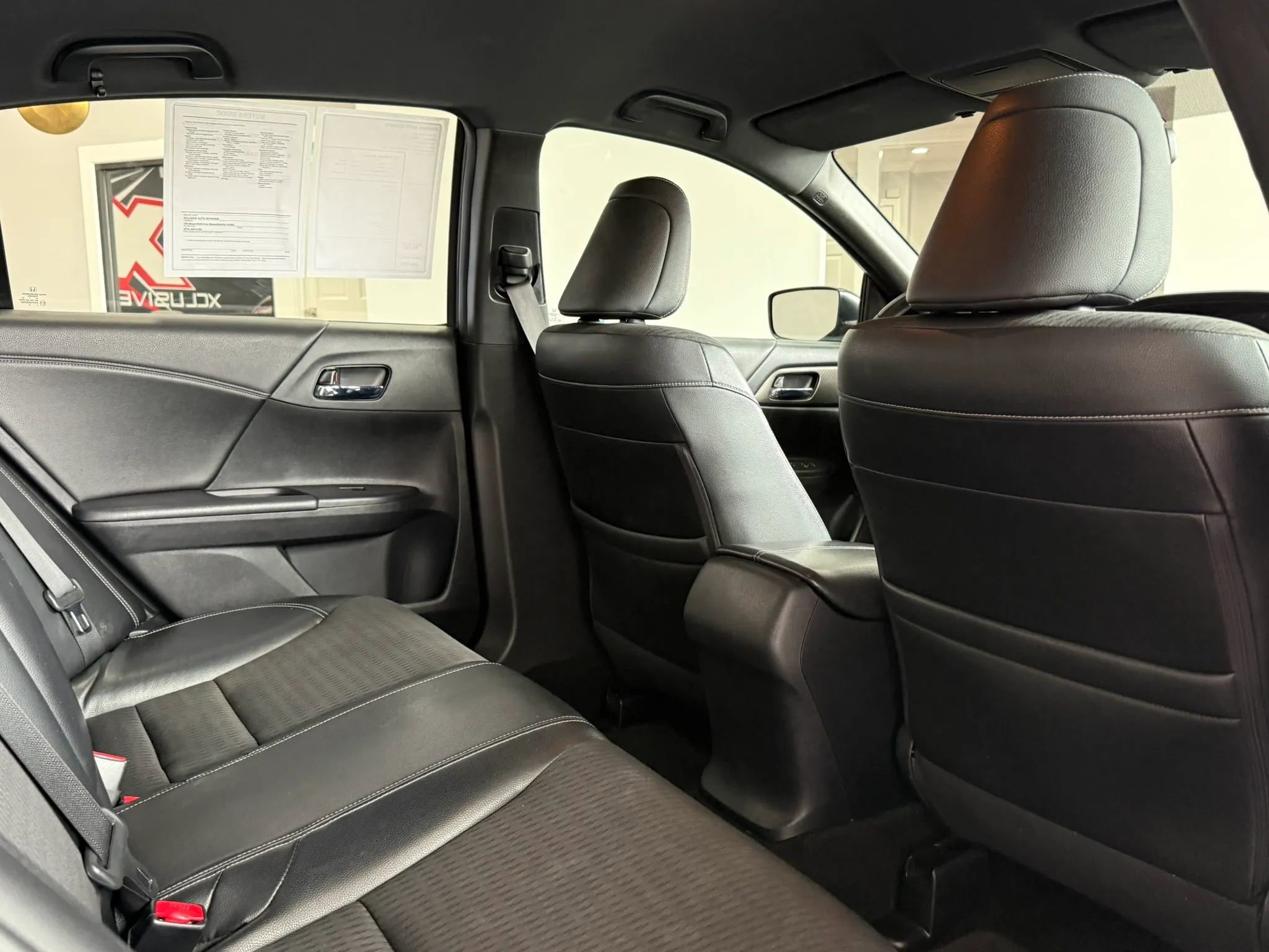 Used 2017 Honda Accord Sport image 24