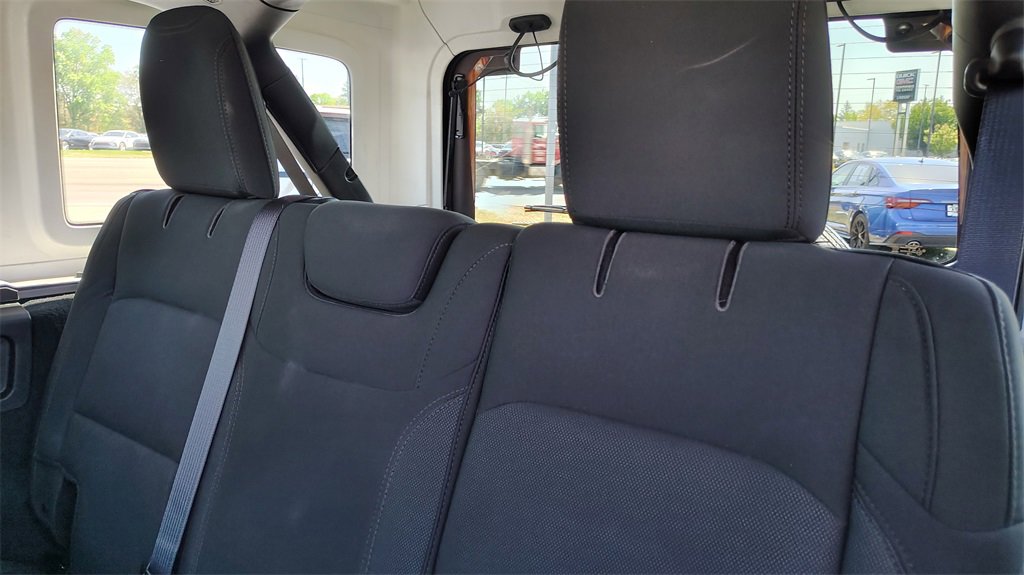 Used 2018 Jeep Wrangler Unlimited Sport S image 26