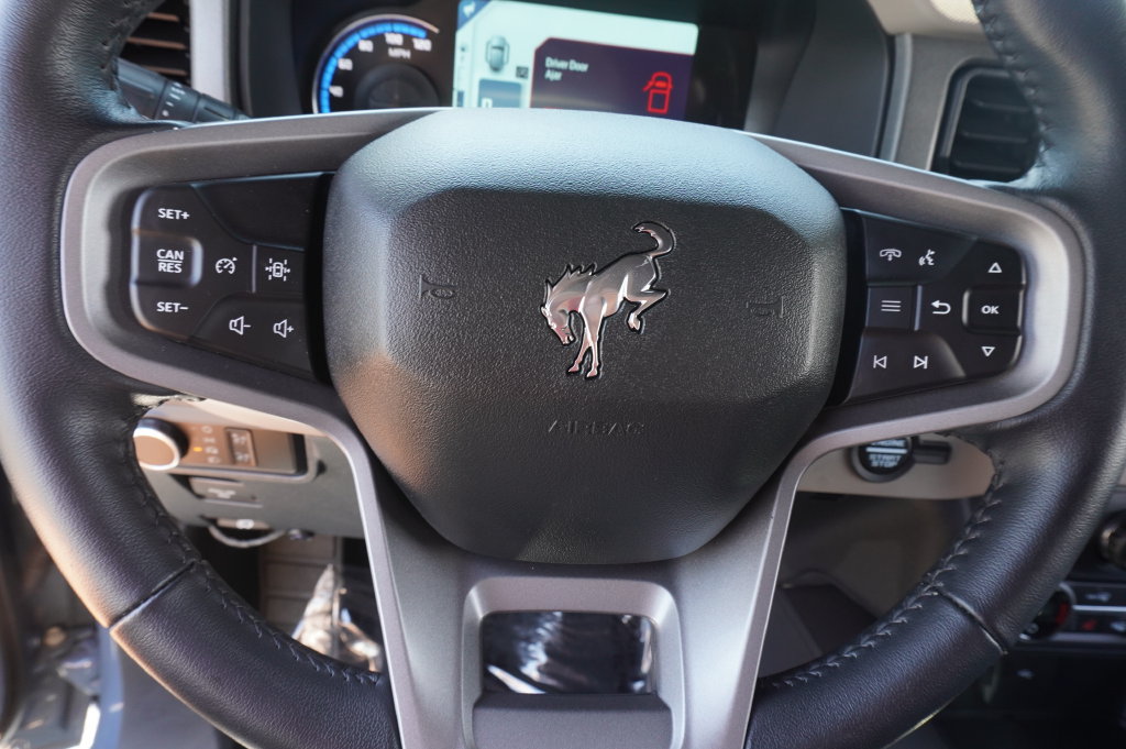 Used 2024 Ford Bronco Wildtrak AWD/4WD image 16