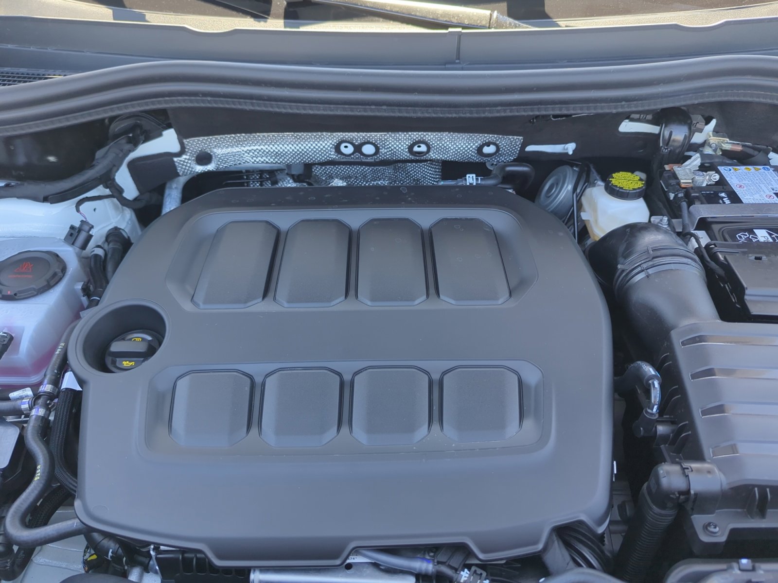 New 2026 Volkswagen Tiguan SEL R-Line image 20