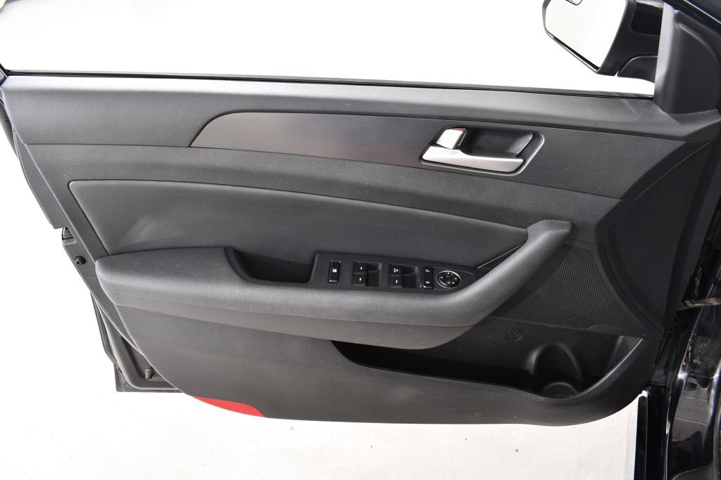 Used 2017 Hyundai Sonata Sport w/ Value Edition Package 02 FWD image 25