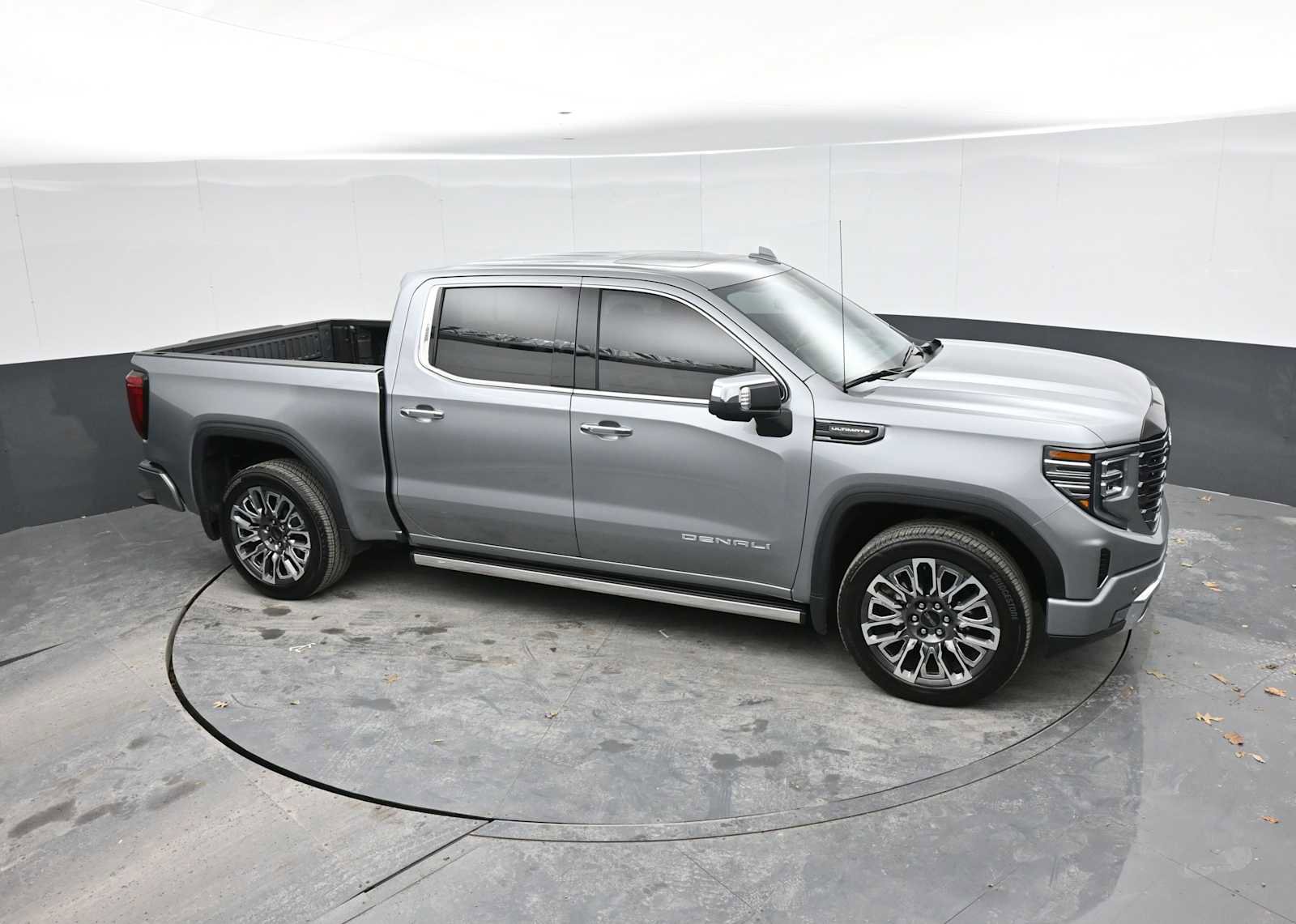 Used 2025 GMC Sierra 1500 Denali Ultimate image 36