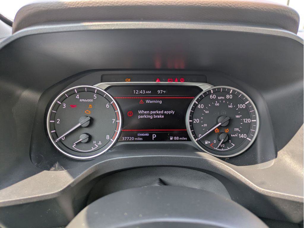 Used 2021 Nissan Rogue SV image 22