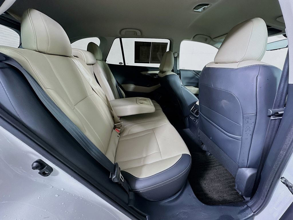 Used 2022 Subaru Outback Limited image 9