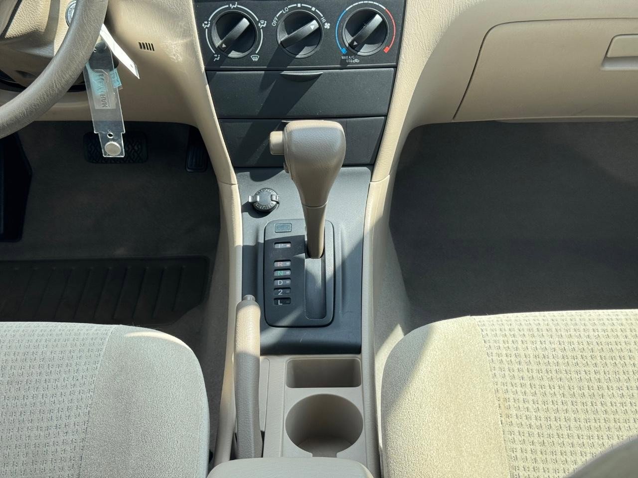 Used 2006 Toyota Corolla CE image 15