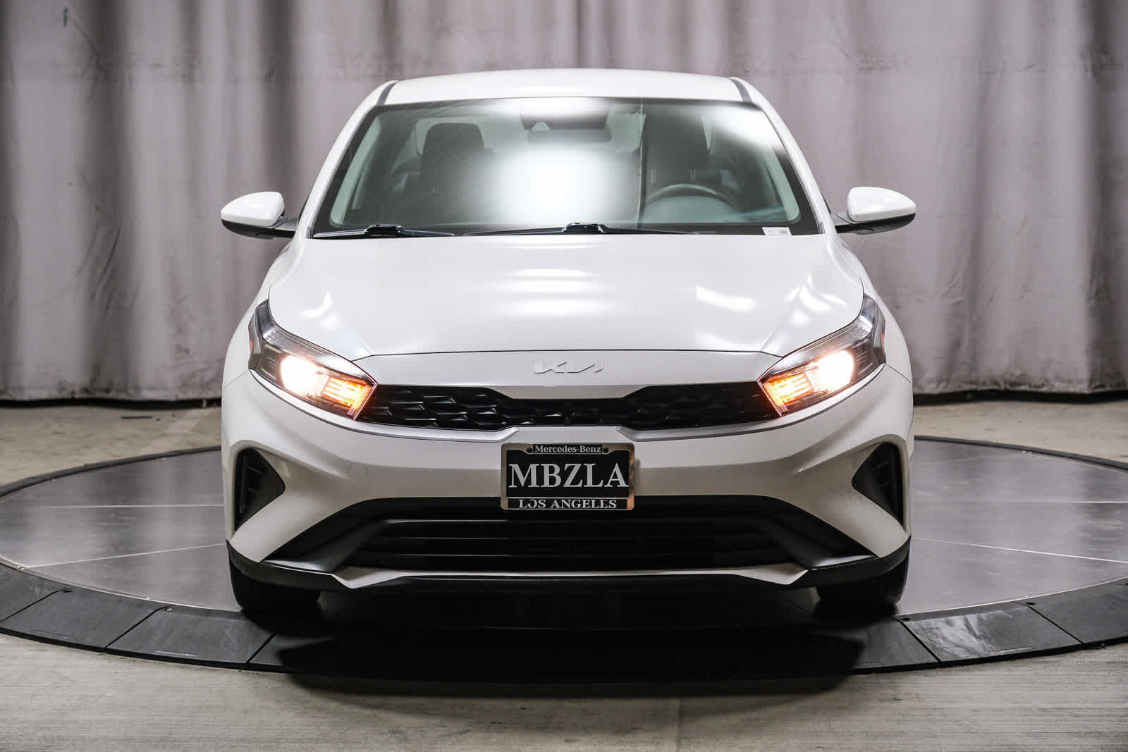 Used 2023 Kia Forte LXS FWD image 6