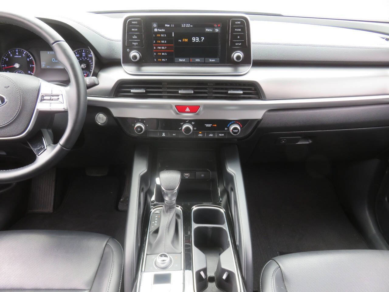 Used 2020 Kia Telluride LX AWD/4WD image 16