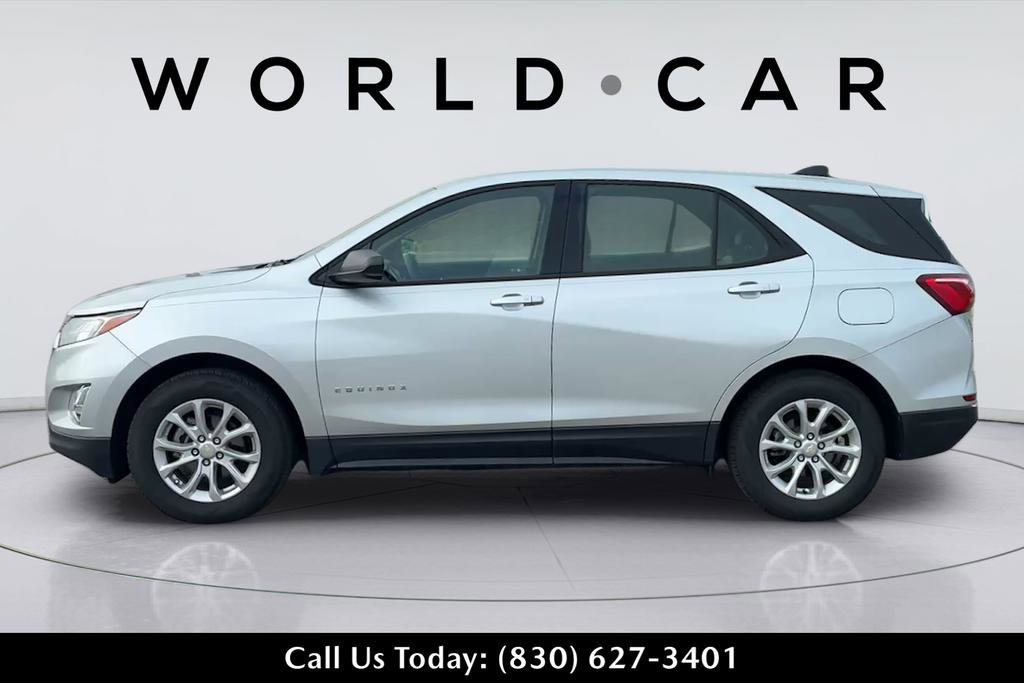 Used 2018 Chevrolet Equinox LS FWD image 4