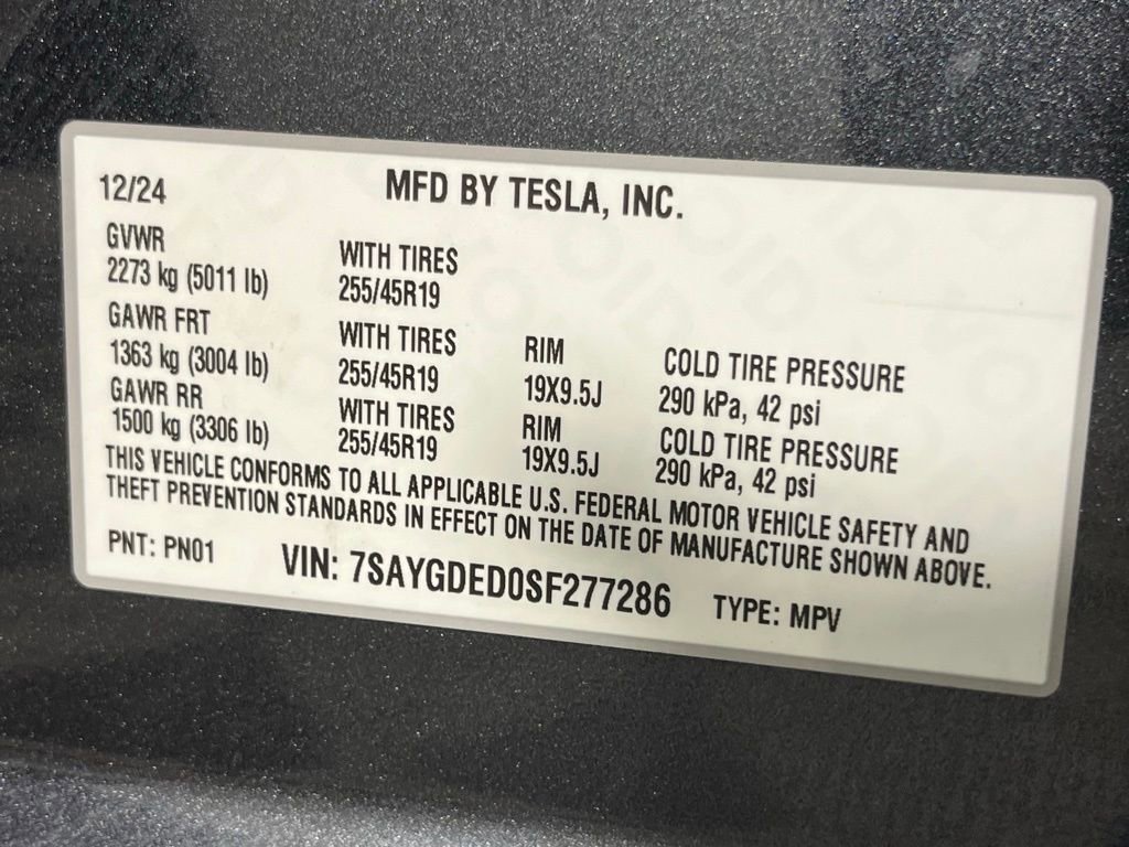Used 2025 Tesla Model Y Long Range image 32