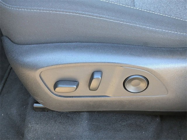 Used 2025 GMC Acadia Elevation image 14