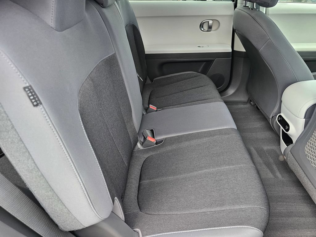 Certified 2024 Hyundai Ioniq 5 SE RWD image 15