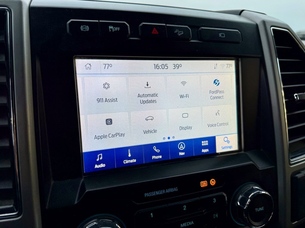 Used 2021 Ford F350 Lariat w/ Chrome Package image 22