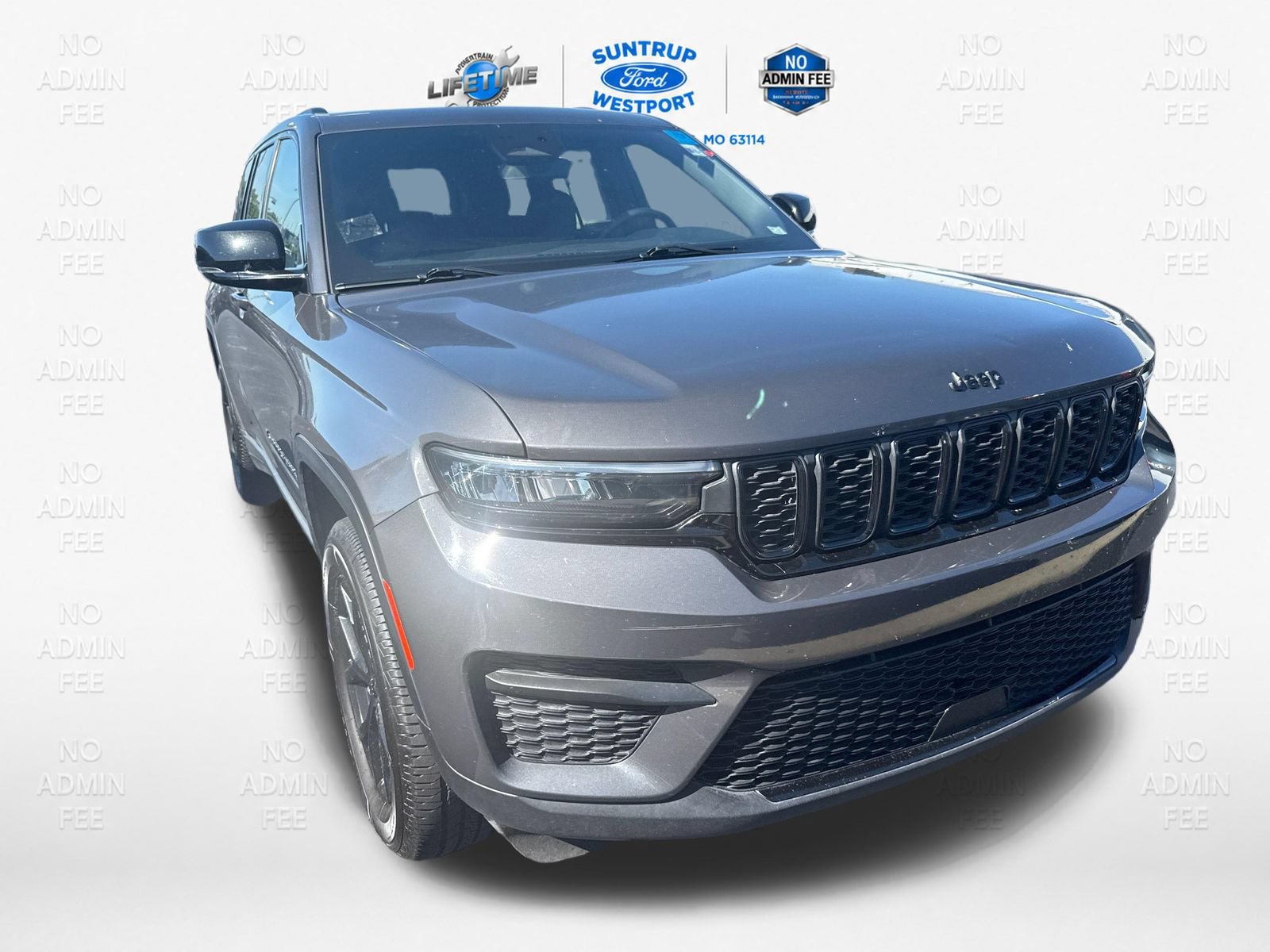 Used 2024 Jeep Grand Cherokee Altitude AWD/4WD image 16