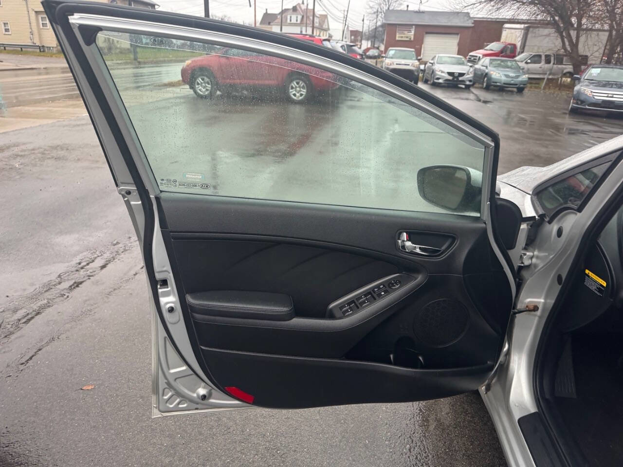 Used 2014 Kia Forte LX image 9