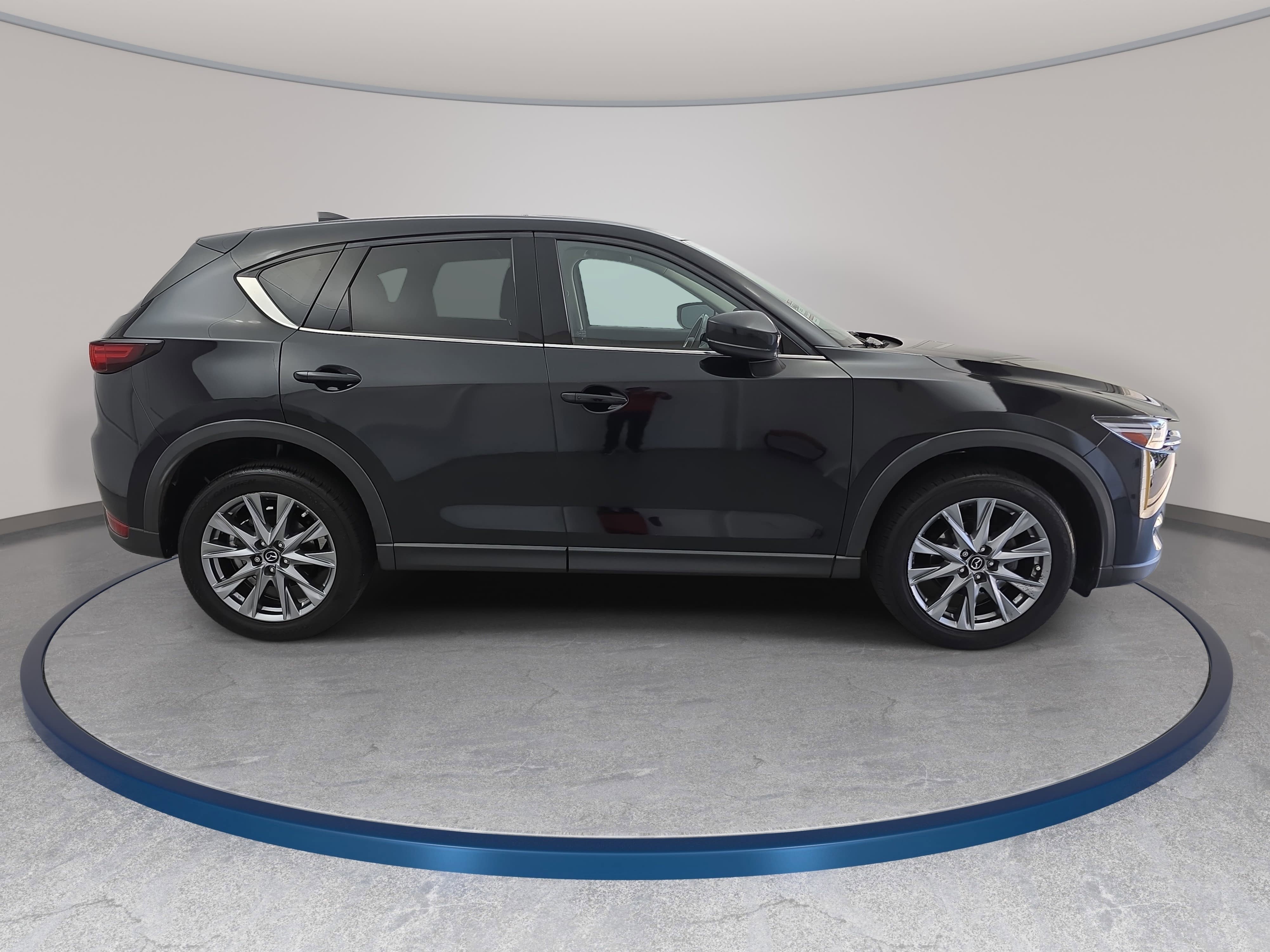 Used 2020 MAZDA CX-5 Grand Touring w/ GT Premium Package FWD image 4