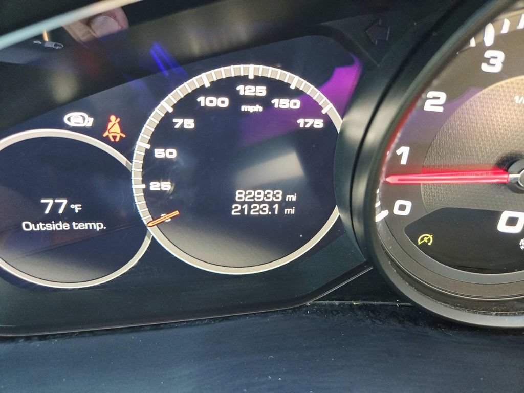 Used 2019 Porsche Cayenne AWD/4WD image 23