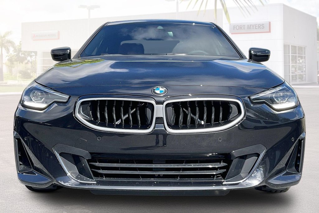 Used 2025 BMW 230i Coupe w/ Convenience Package RWD image 21