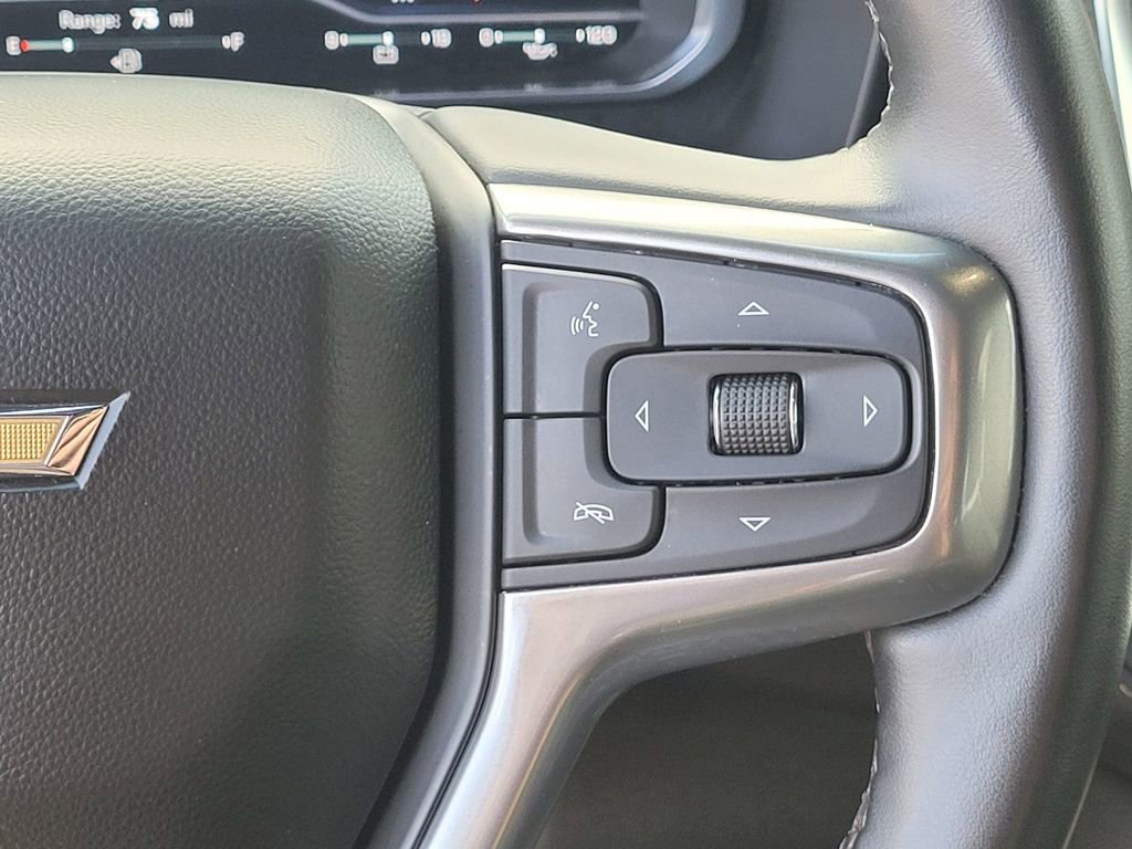 Used 2023 Chevrolet Suburban Premier image 20