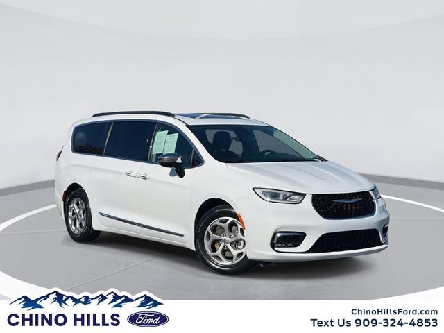 Used 2023 Chrysler Pacifica Limited
