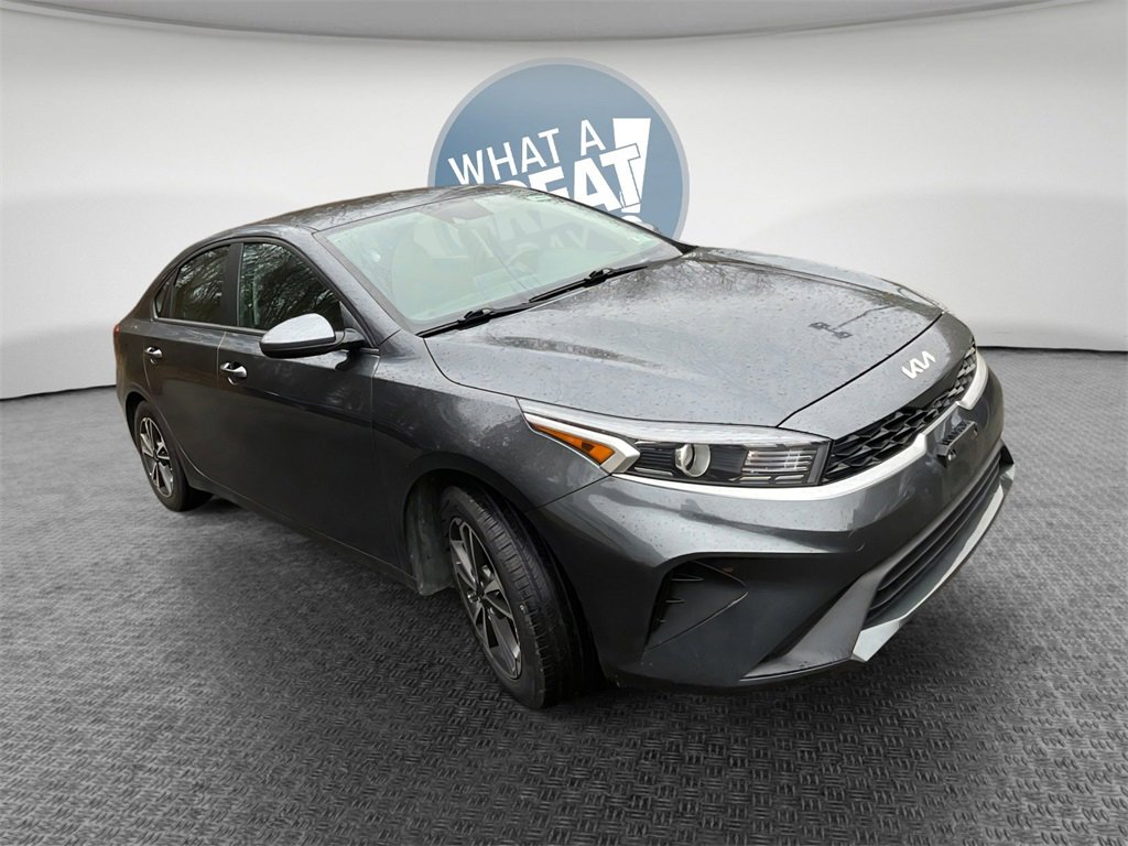 Used 2023 Kia Forte LXS image 1